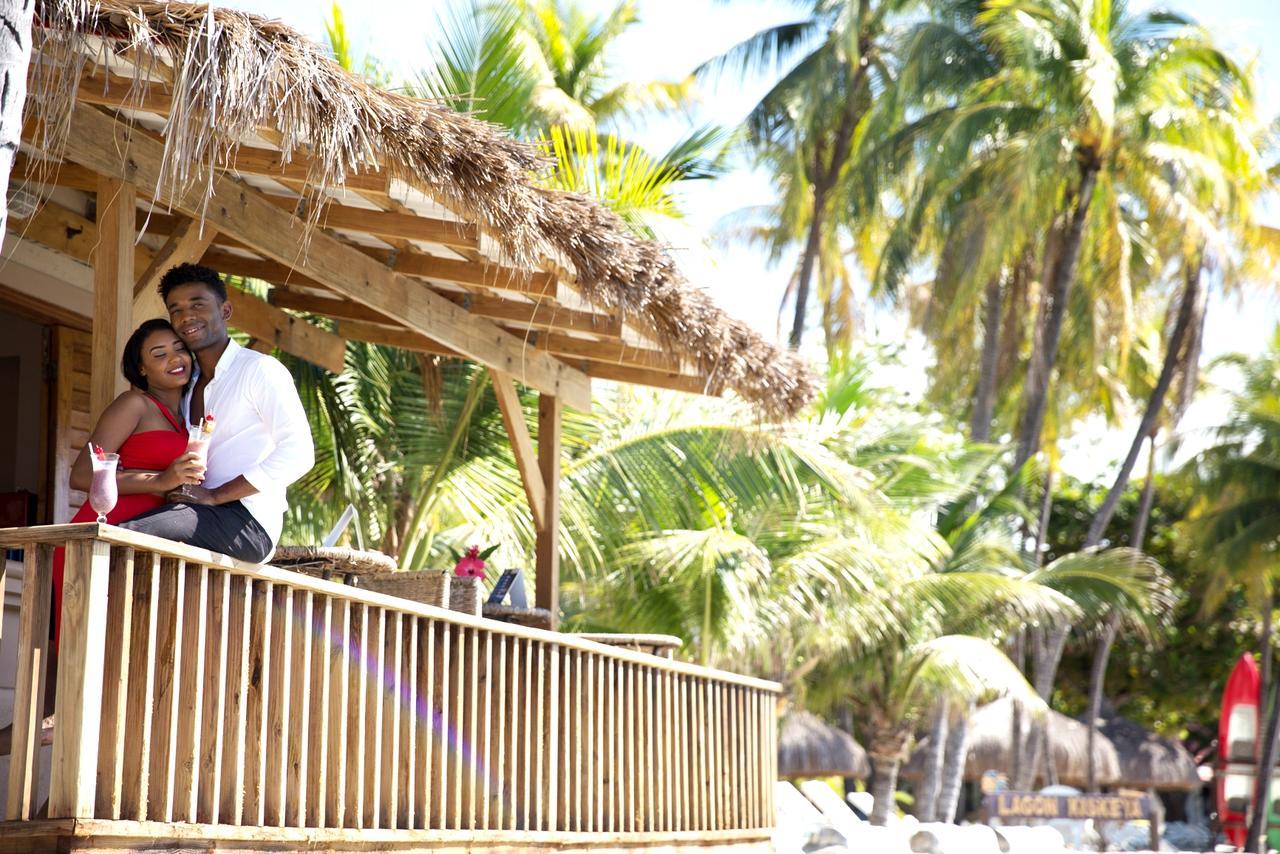 Moulin Sur Mer Beach Resort Монтруї Екстер'єр фото