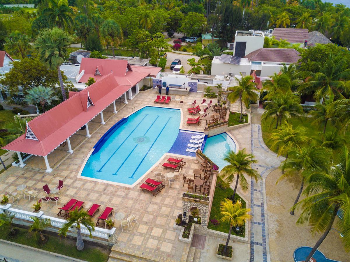 Moulin Sur Mer Beach Resort Монтруї Екстер'єр фото
