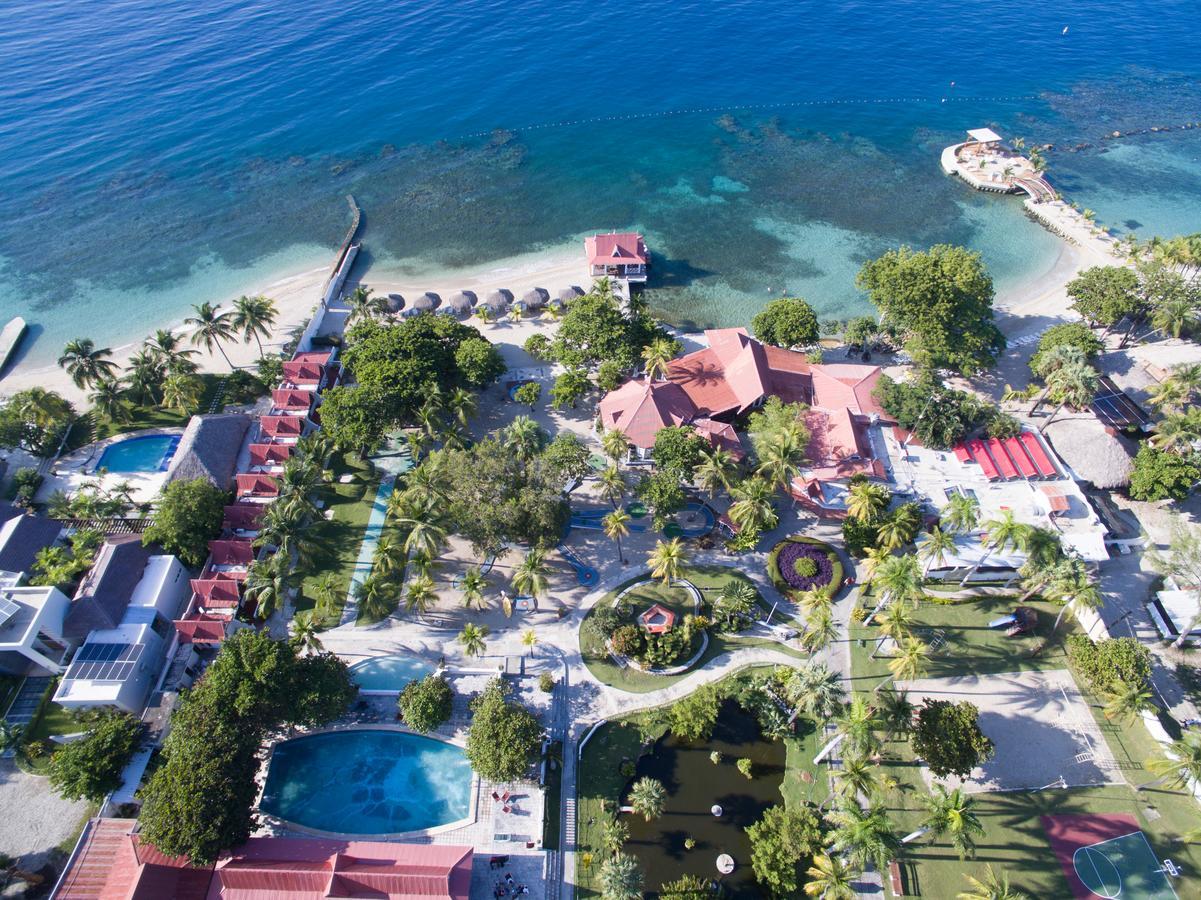 Moulin Sur Mer Beach Resort Монтруї Екстер'єр фото