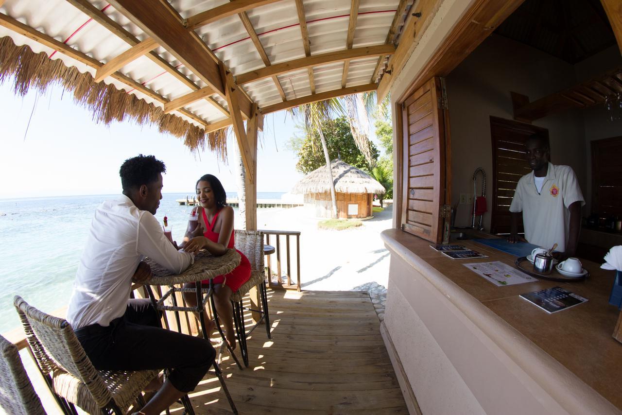 Moulin Sur Mer Beach Resort Монтруї Екстер'єр фото