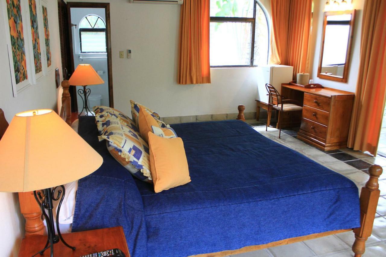 Moulin Sur Mer Beach Resort Монтруї Екстер'єр фото